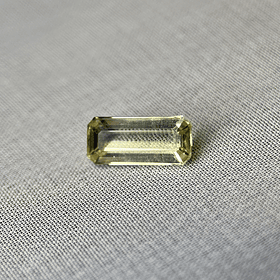 Escapolita-1.245ct-9.6x4.3x2.8mm