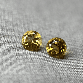 Par de Citrinos-1.955ct-5.9mm