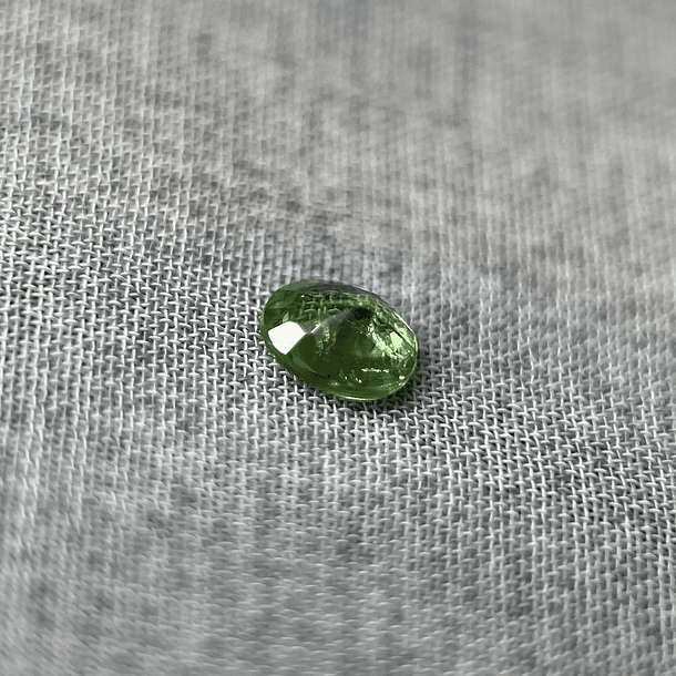 Tsavorita-0.265ct-3.9x3x2.3mm 2