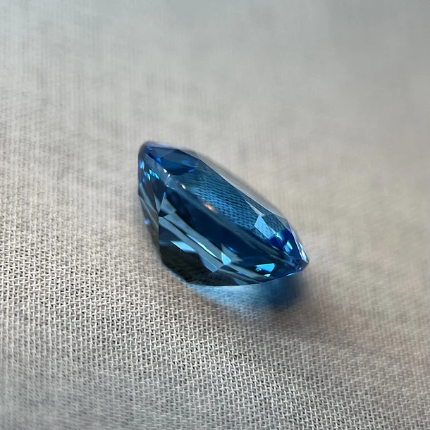 Topacio suizo GIA-6.16ct-12.14x10.15x6.63mm 3
