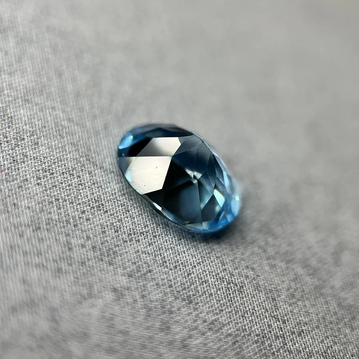 Topacio azul-3.52ct-9.8x8x6mm | Versatto Gemas & Joyas