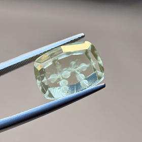 Cuarzo limón grabado-9.165ct-14.7x11.1x6.1mm