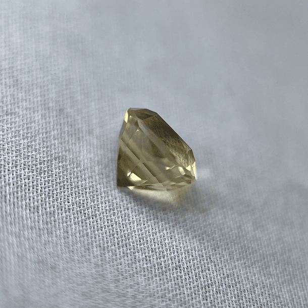 Citrino dorado-1.83ct-7x7mm 2