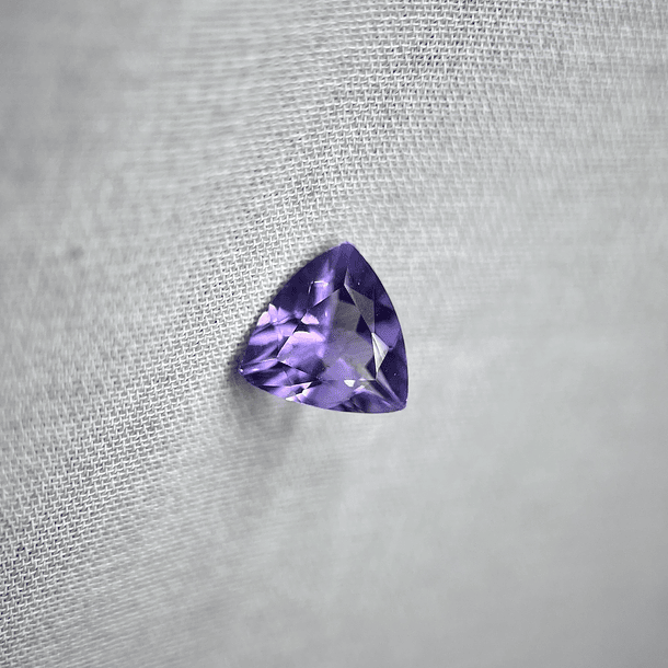 Amatista morada-0.70ct-6x6mm 1