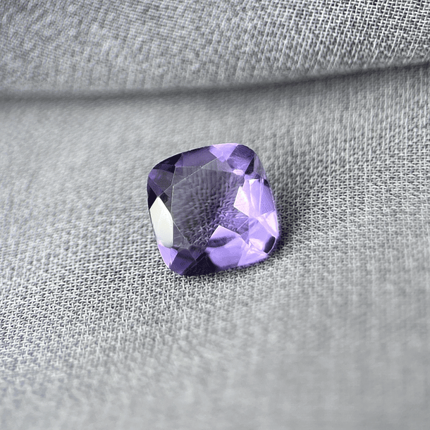 Amatista morada-1.725ct-7.5x7.6x4.6mm 1