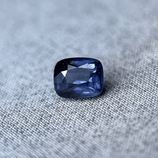 Espinela-1.035ct-6.2x4.9x3.5mm 1