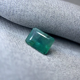 Esmeralda-3.55ct-11x8.1x4.8mm