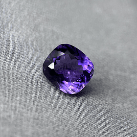 Amatista-4.725ct-11x10x6.5mm