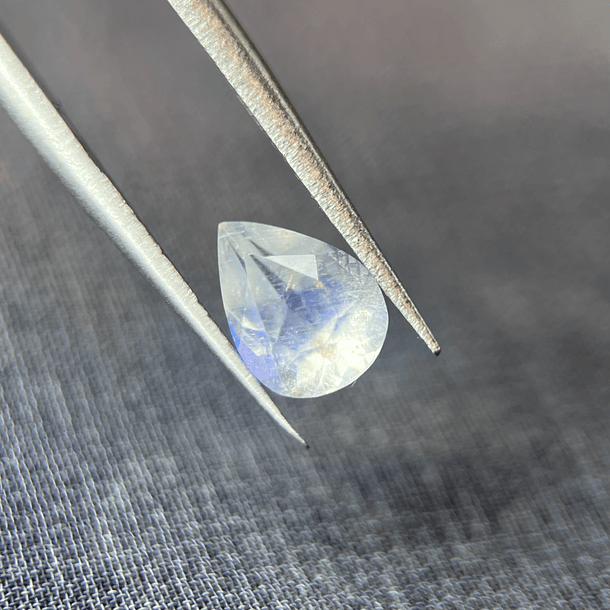 Piedra luna-0.925ct-7.8x5.6x3.7mm 1