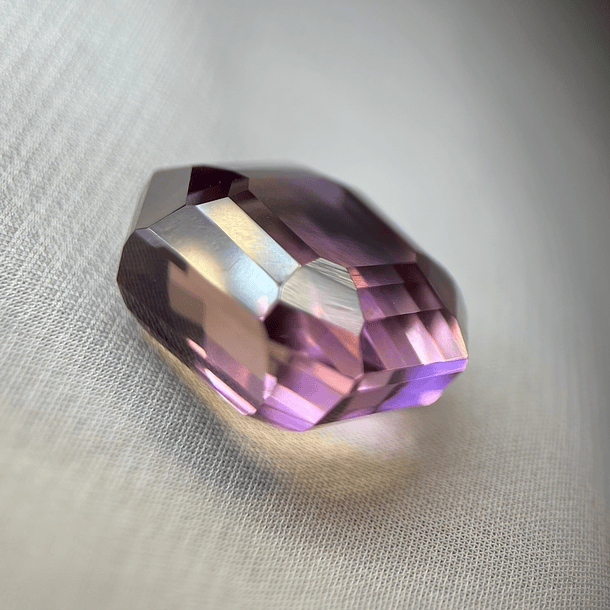 Ametrino-33.185ct-18.7x17.1x13.3mm 3