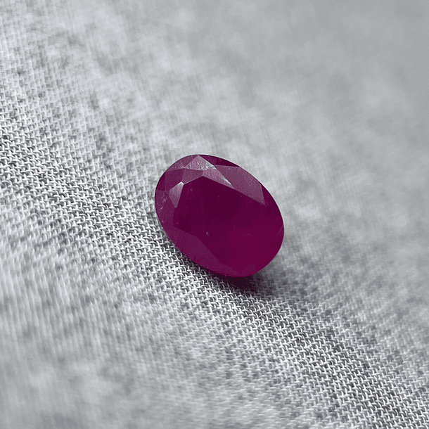 Rubí natural-1.31ct-7.1x5.3x3.9mm 1