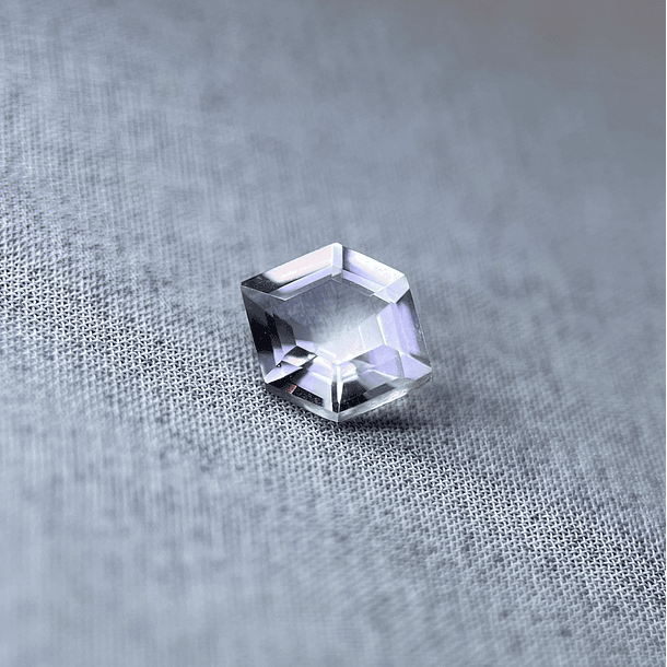 Ametrino-1.365ct-8.9x6.7x4.9mm 1
