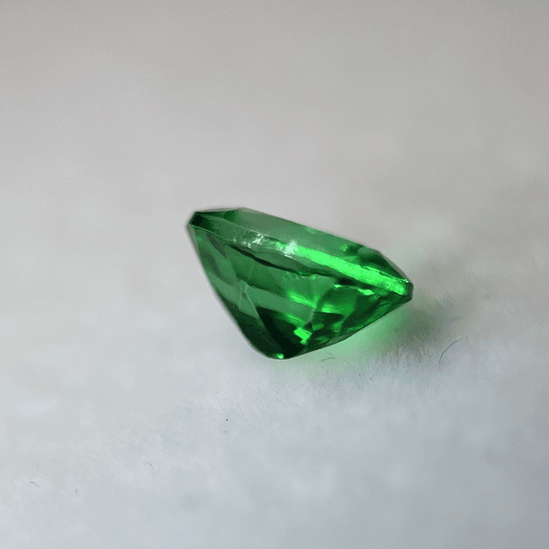 Topacio verde-2.070ct-9x7mm 3