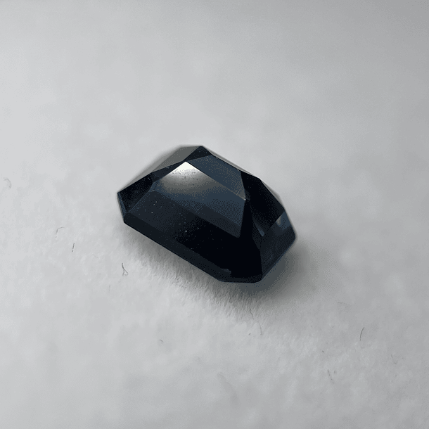 Topacio London blue-4.65ct-10.2x8.1x5.8mm 2