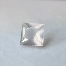 Cuarzo rosa-2.625ct-8x8mm