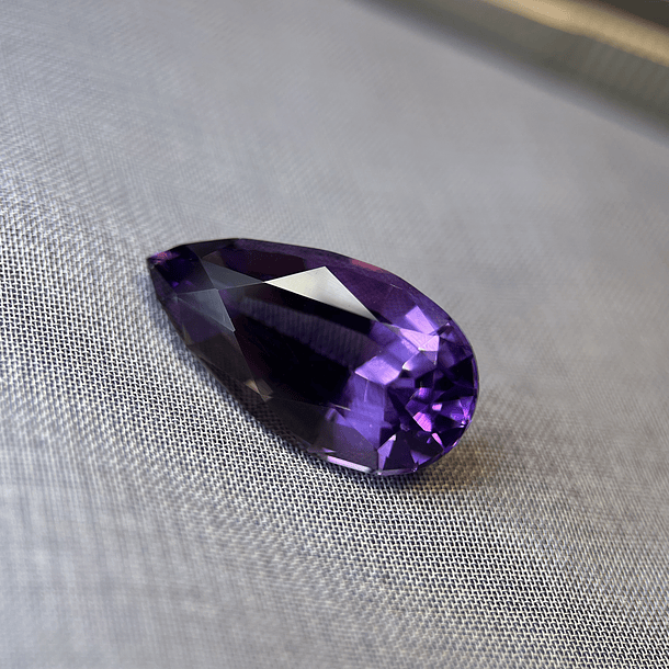 Amatista-9.95ct-20.1x11x8.6mm 1