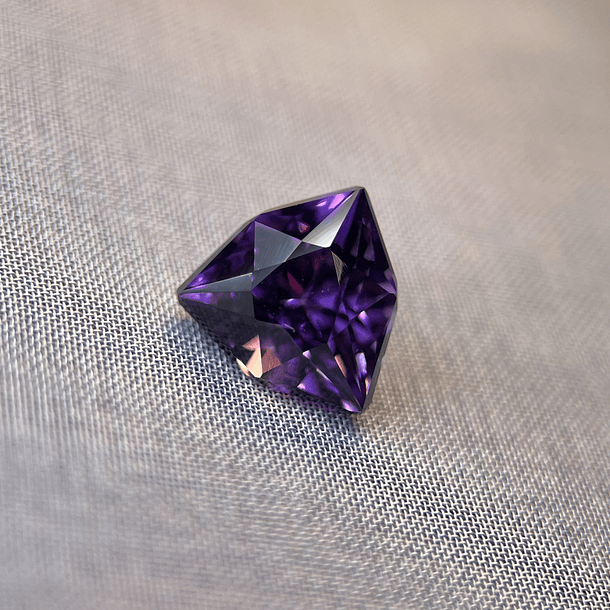 Amatista-3.45ct-10.2x9.8mm 1