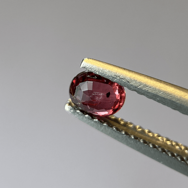 Rubí sangre de pichón natural-0.490ct-4.6x4x2.4mm 4