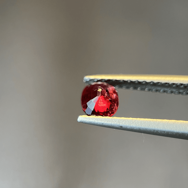 Rubí sangre de pichón natural-0.470ct-5x4x2.2mm 5