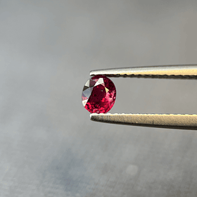 Rubí sangre de pichón-0.54ct-4.5x3.9x2.7mm