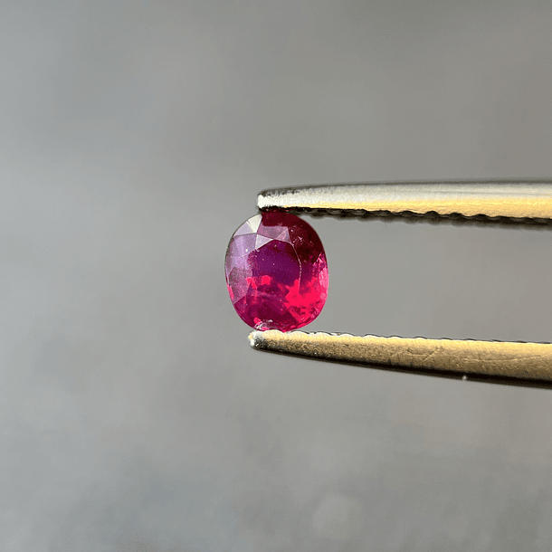 Rubí sangre de pichón-0.345ct-4.1x3.4x2.4mm 1