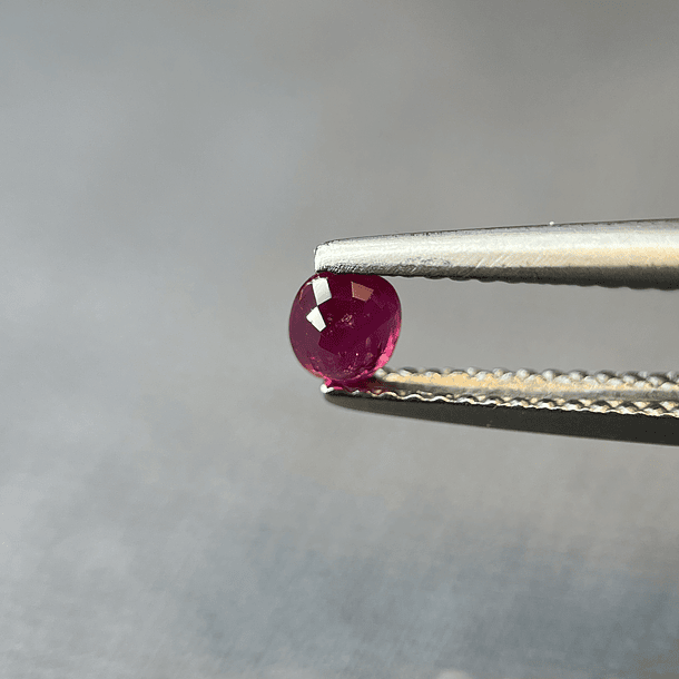 Rubí sangre de pichón-0.345ct-4.1x3.4x2.4mm 3