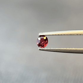 Rubí sangre de pichón natural-0.245ct-3.7x3.3x2mm