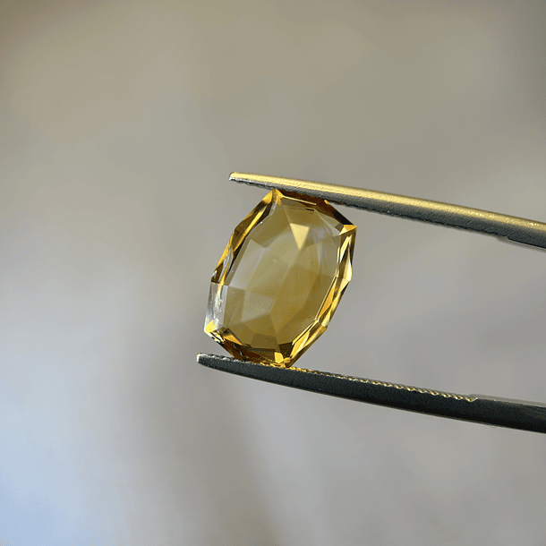 Citrino mandarina-5.63ct-13.8x9.4x7.2mm 2