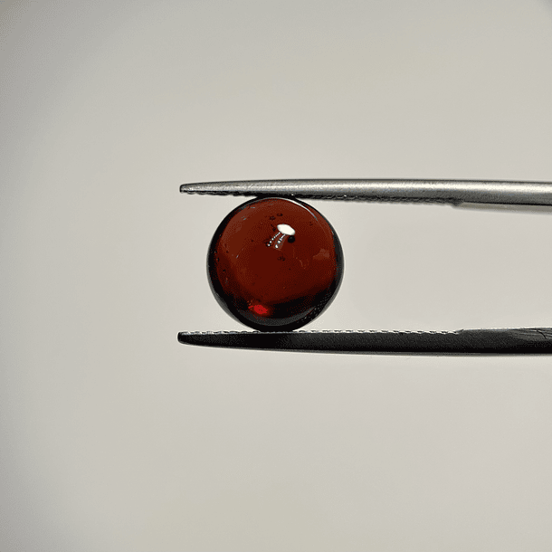 Granate rojo cabujón-5.585ct-10.1x5mm 1