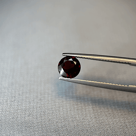 Granate rojo-0.35ct-4.1x2.6mm