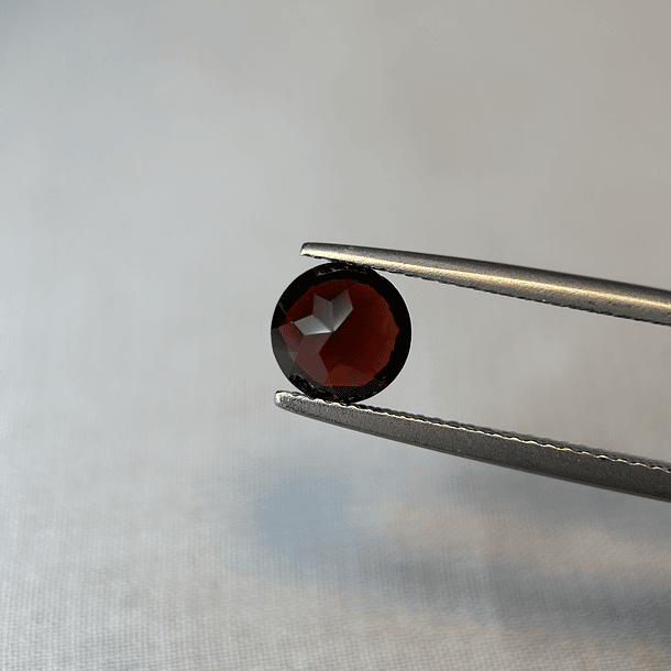 Granate rojo-0.35ct-4.1x2.6mm 3