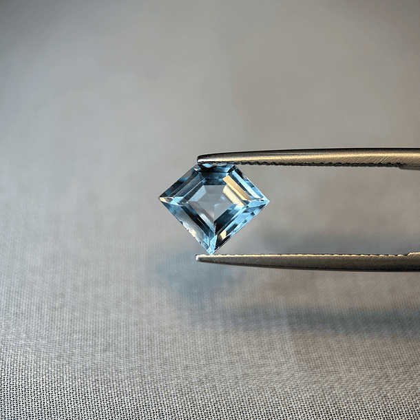 Topacio azul-3.195ct-11.3x9.3mm 1