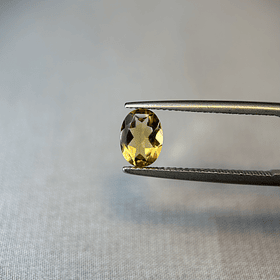 Citrino amarillo-1.075ct-8.4x5.7x3.1mm