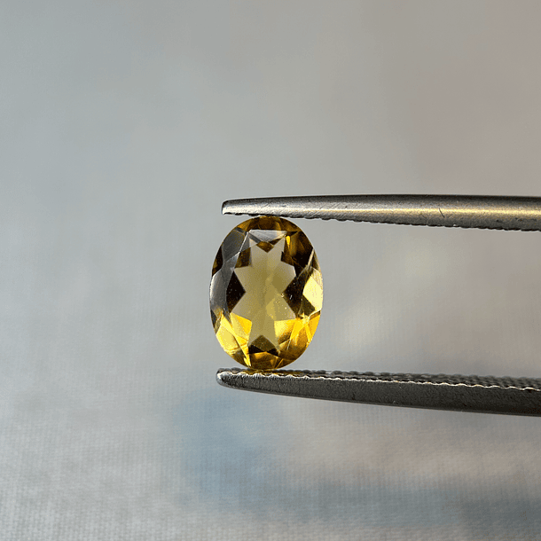 Citrino amarillo-1.075ct-8.4x5.7x3.1mm 1