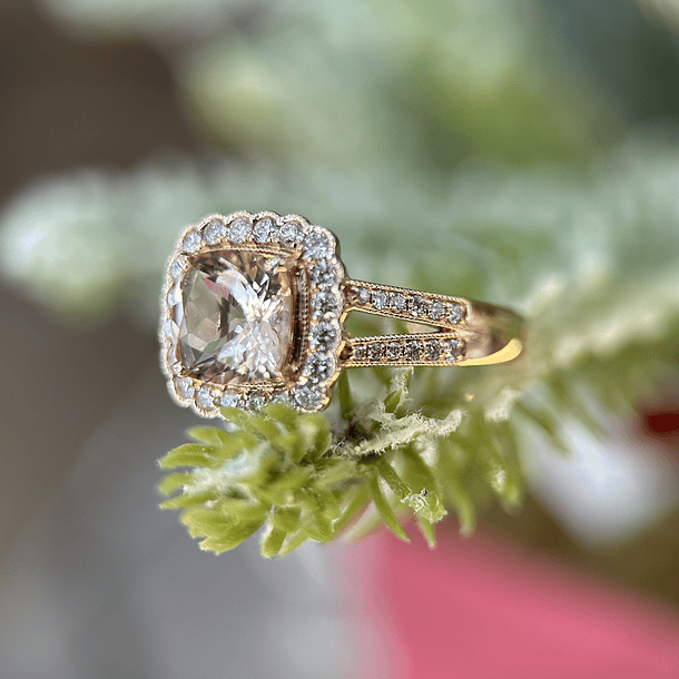Anillo con morganita y diamante natural en oro rosa de 14k  3