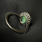 Anillo con ópalo cabujón y diamantes naturales en oro blanco de 14k  3