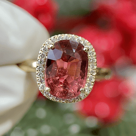 Anillo con Turmalina y diamante natural en oro amarillo de 14k