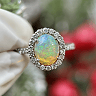 Anillo con ópalo cabujón y diamantes naturales en oro blanco de 14k  8