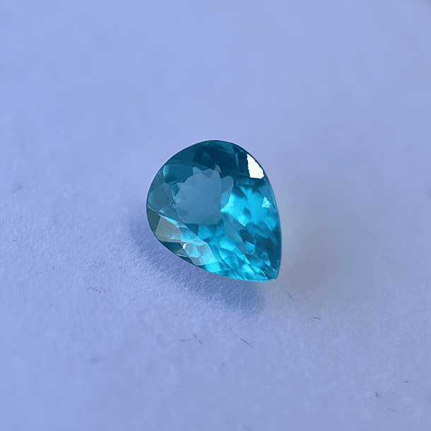 Apatito color Paraíba-1.735ct-8.7x7x4.3mm 1