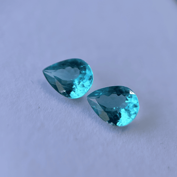 Par de Apatito color Paraíba-1.66ct y 1.50ct-8.94x6.93x4.33 y 9.03x6.86x3.93mm 1