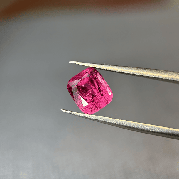Turmalina Rubelita-2.235ct-7.9x7x4.9mm 1
