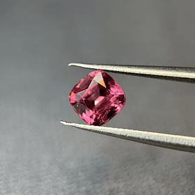 Turmalina Rubelita-1.780ct-6.6x6.5x5.3mm