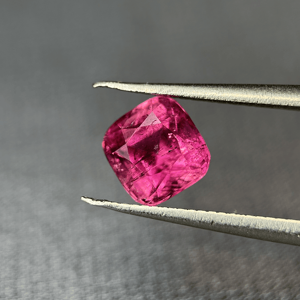 Turmalina Rubelita-1.480ct-6.4x6.2x4.9mm 1