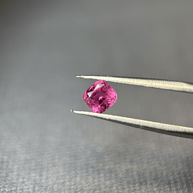 Turmalina Rubelita-0.835ct-5.3x5x3.8mm