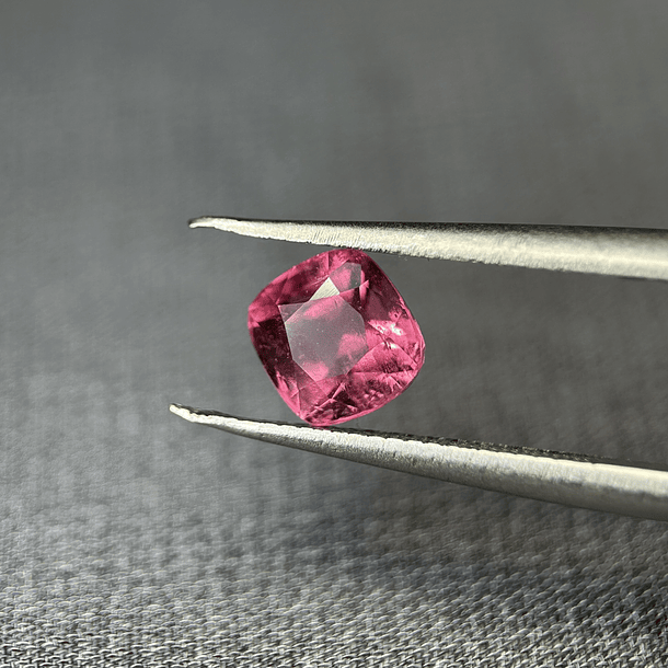 Turmalina Rubelita-1.090ct-5.7x5.4x4.6mm 1