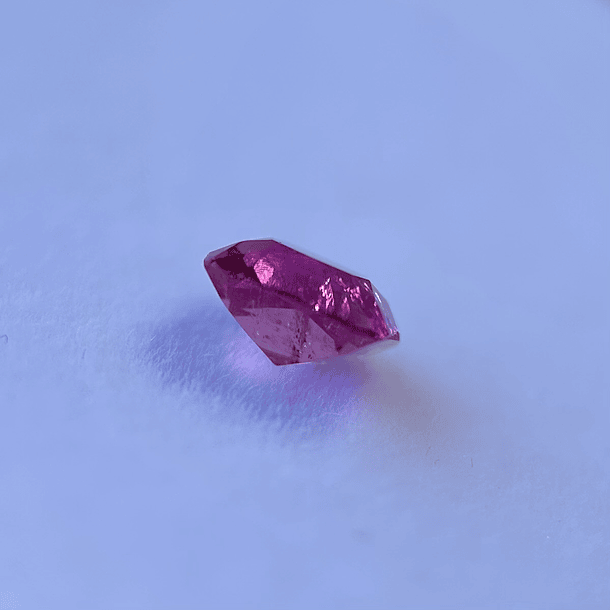 Turmalina rubelita-0.855ct-5.6x5.7x3.2mm 2