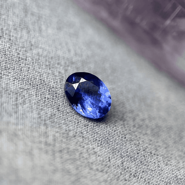 Tanzanita certificada-1.18ct-6.97x4.99x4.29mm