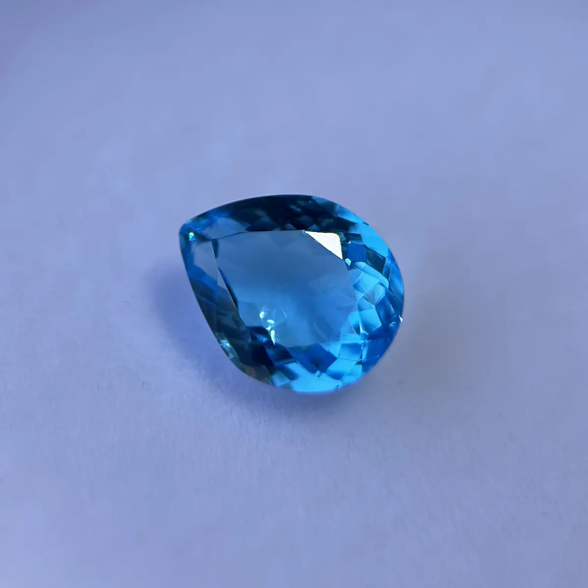 Topacio suizo-7.20ct-14x10x6.5mm | Versatto Gemas & Joyas