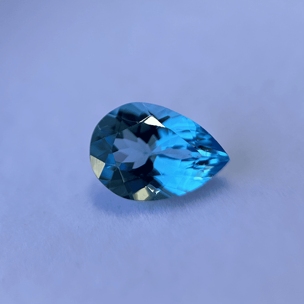 Topacio suizo-1.55ct-8.9x6.7x3.6mm 1