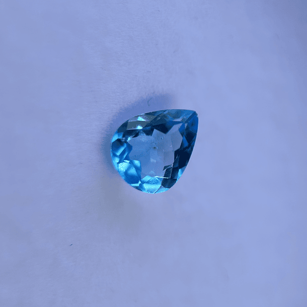 Topacio suizo-3ct-10x7.8x5.6mm 2